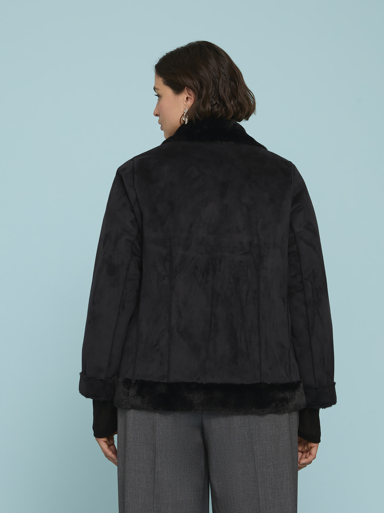 Giacca soft touch con zip asimmetrica image number 1