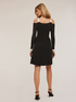 Robe en maille avec découpe sur les épaules image number 1