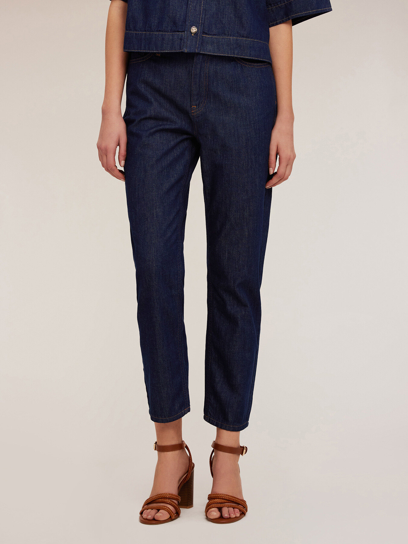 Jeans mum fit image number 2