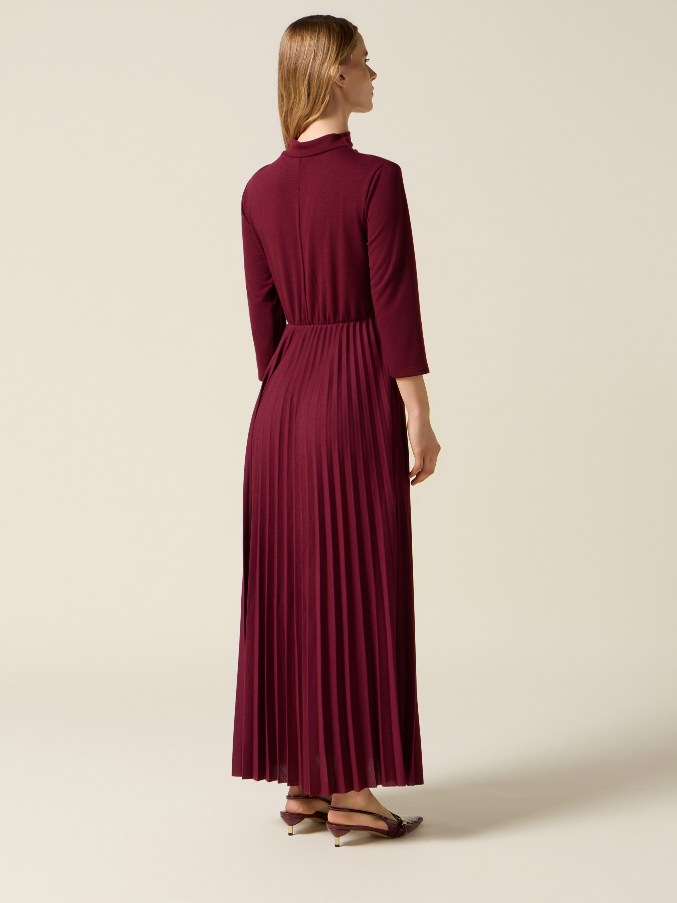 Vestito flare misto viscosa con spilla image number 1