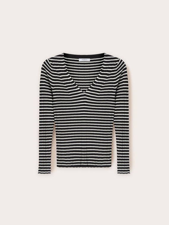 Dreidimensionaler Rippen-Pullover mit V-Ausschnitt