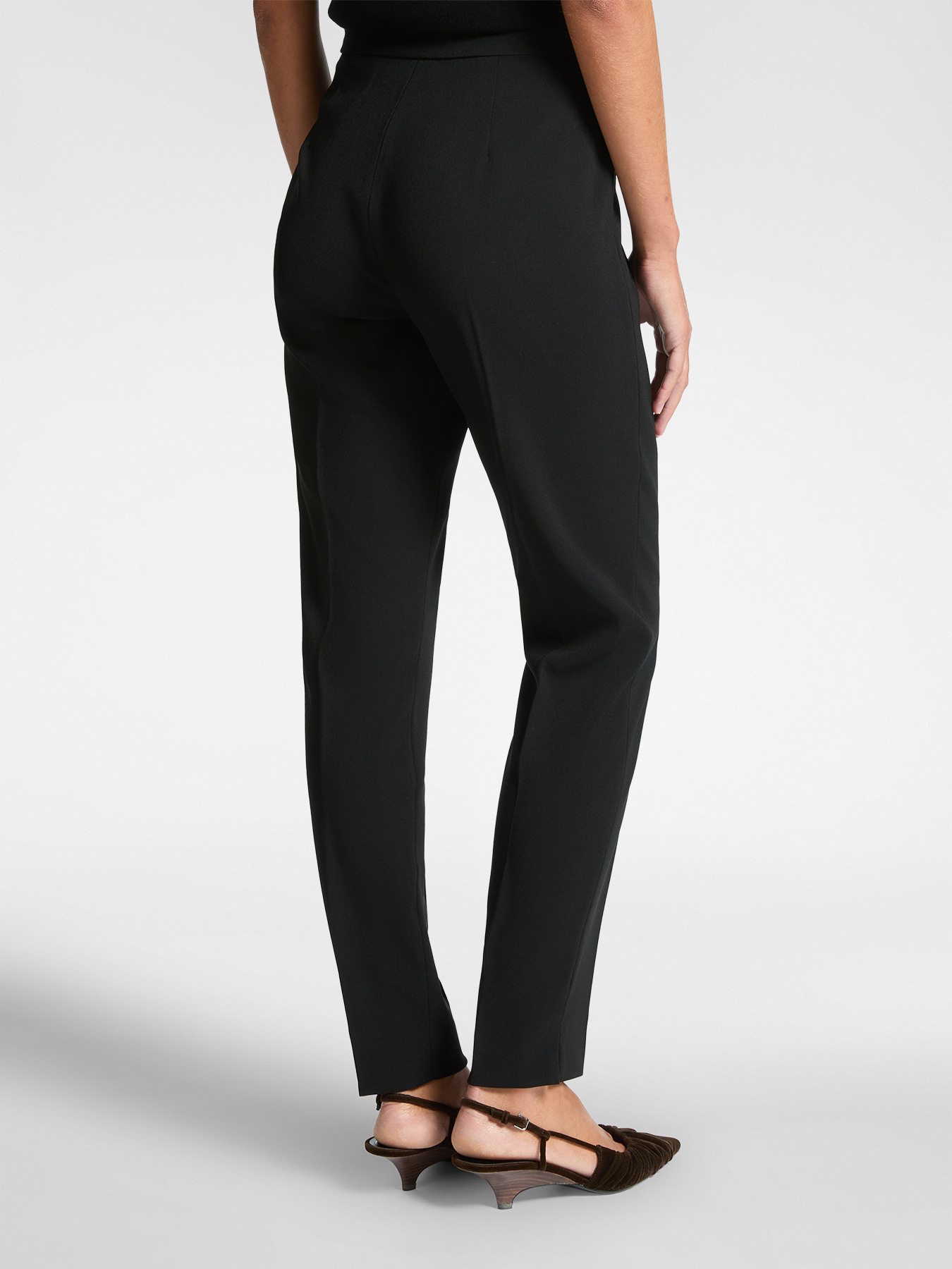 Pantaloni slim in tessuto stretch image number 1