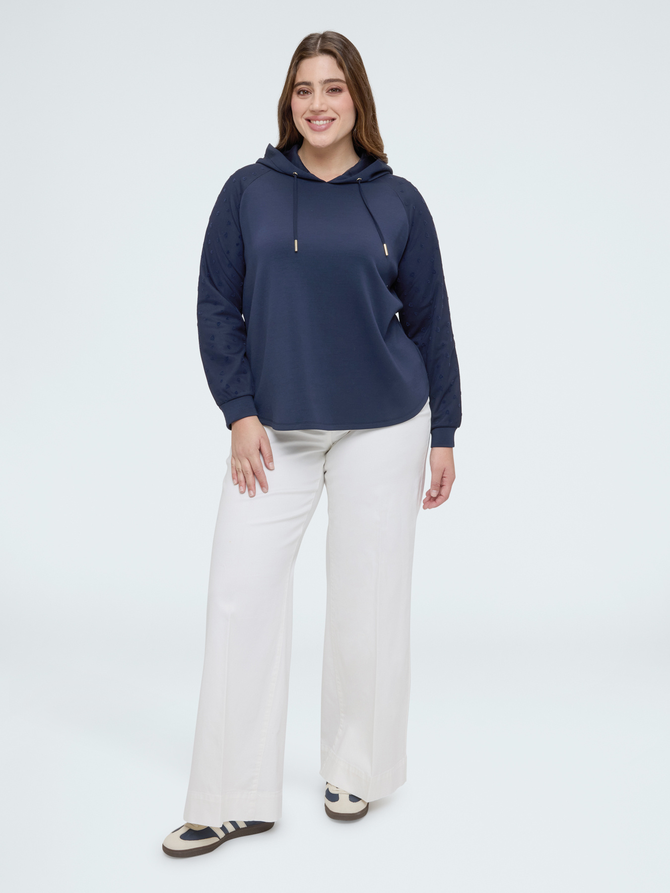 Felpa con cappuccio con maniche a cuoricini image number 3