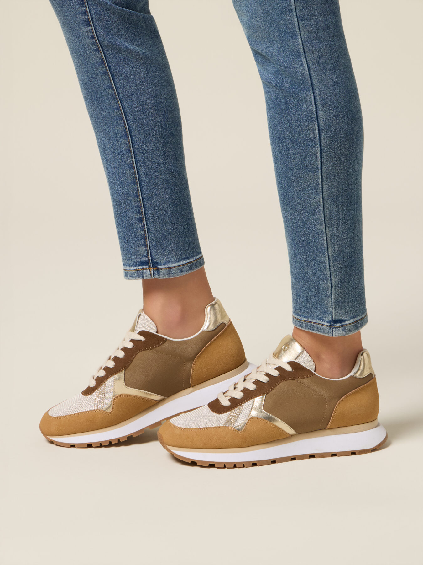 Sneakers platform in materiali combinati image number 0