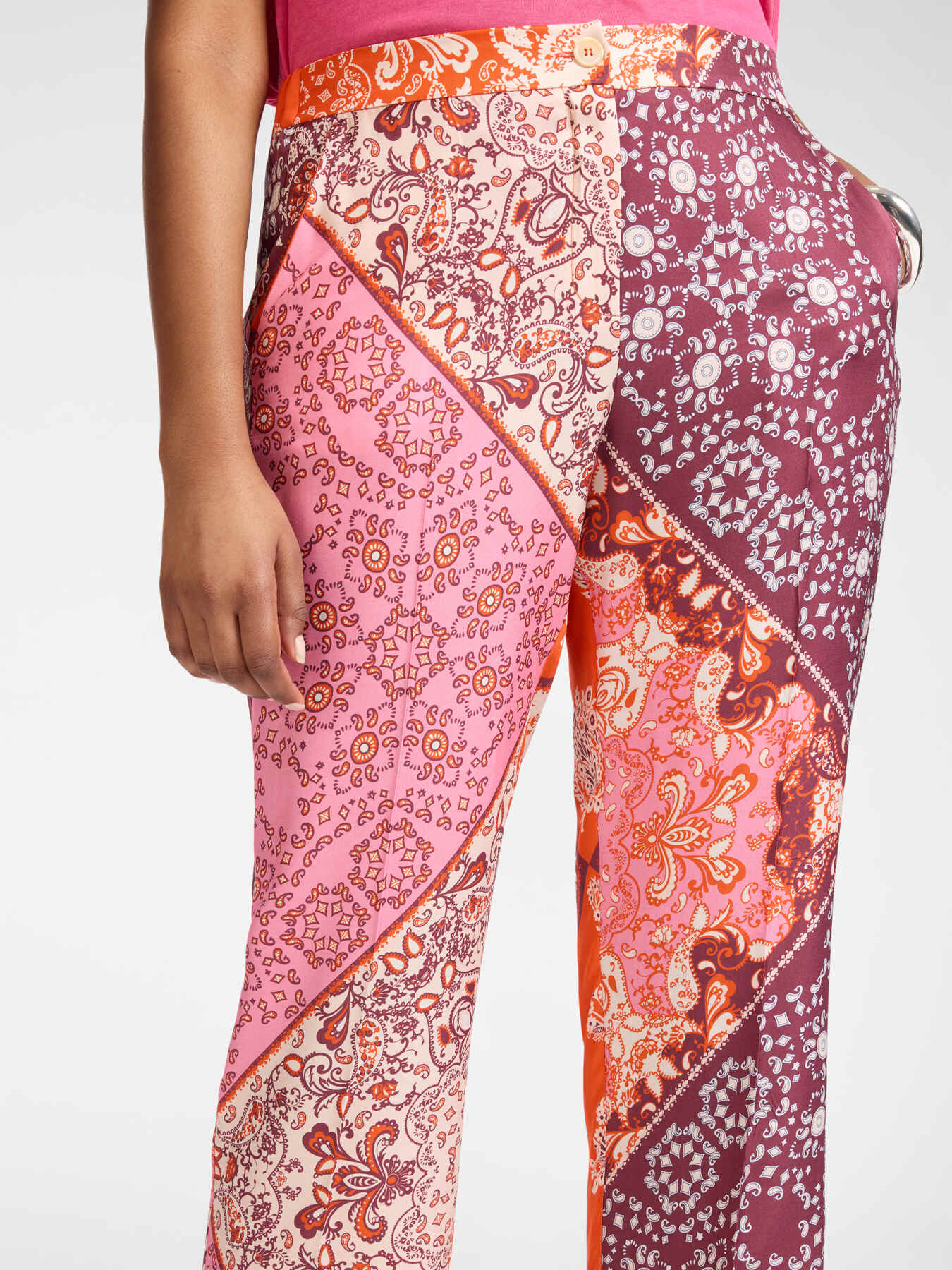 Pantaloni stampati in viscosa image number 3