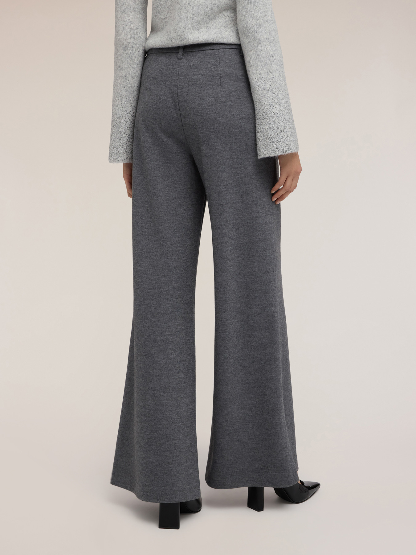 Palazzo pants in wool blend image number 1
