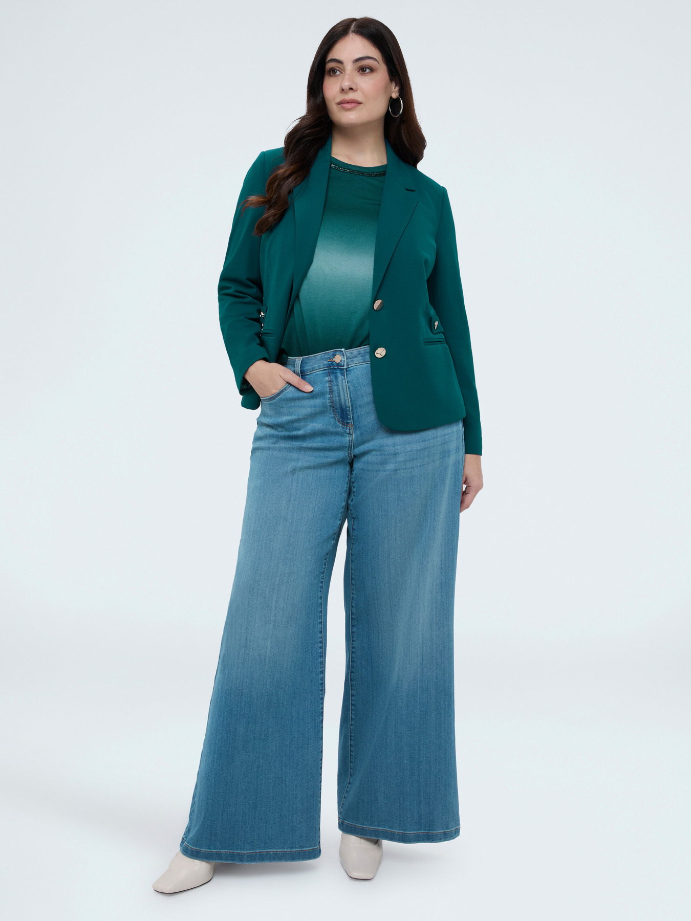 Cropped blazer in stretch fabric image number 4