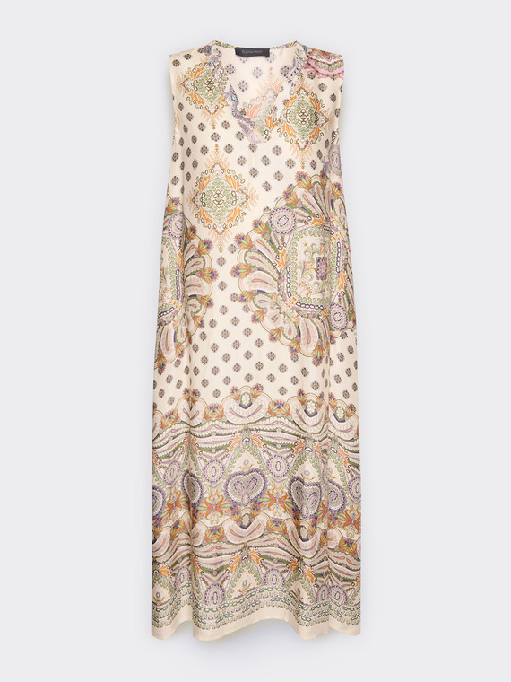 Langes bedrucktes Kleid
