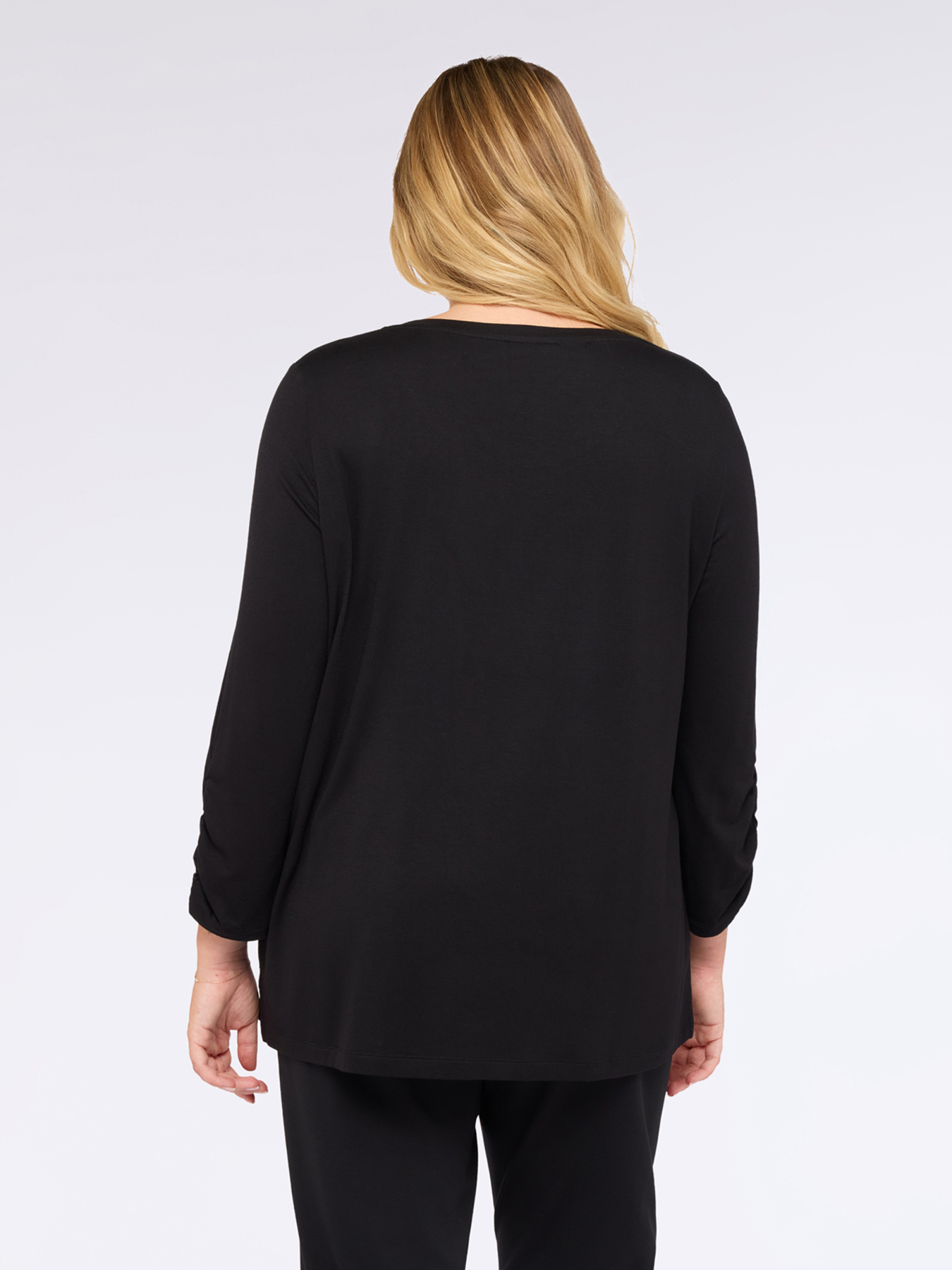 Zweistoffiges T-Shirt mit Dreiviertel&auml;rmeln aus Satin und Jersey image number 1