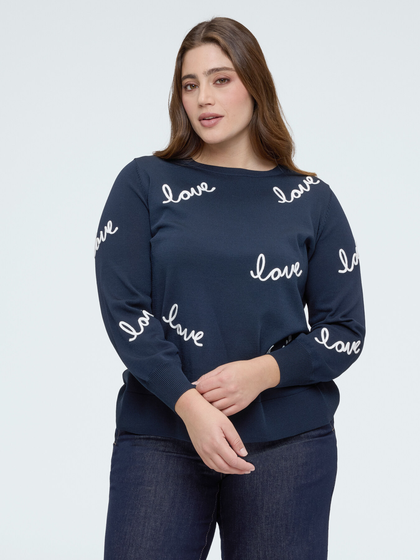 Pull avec broderie love image number 1