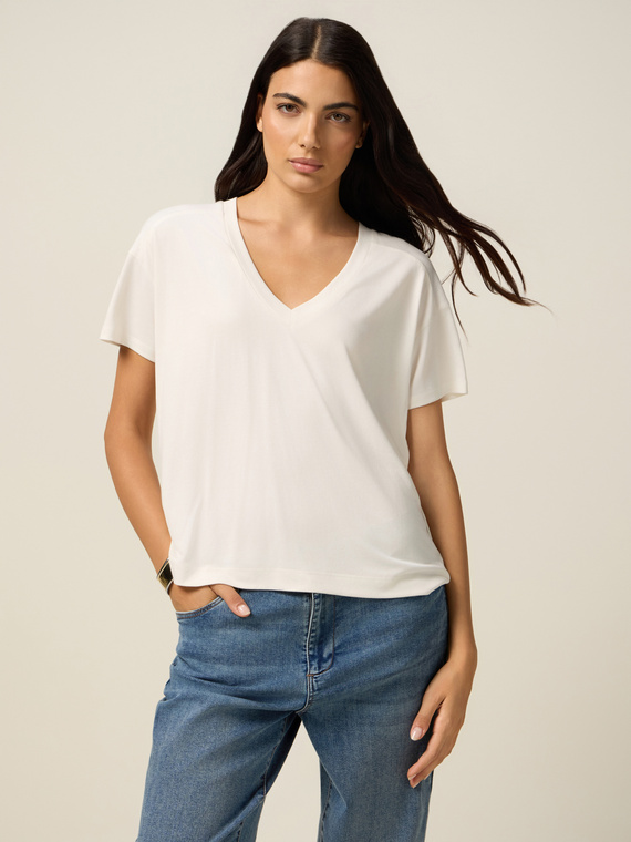 Modal blend V-neck T-shirt