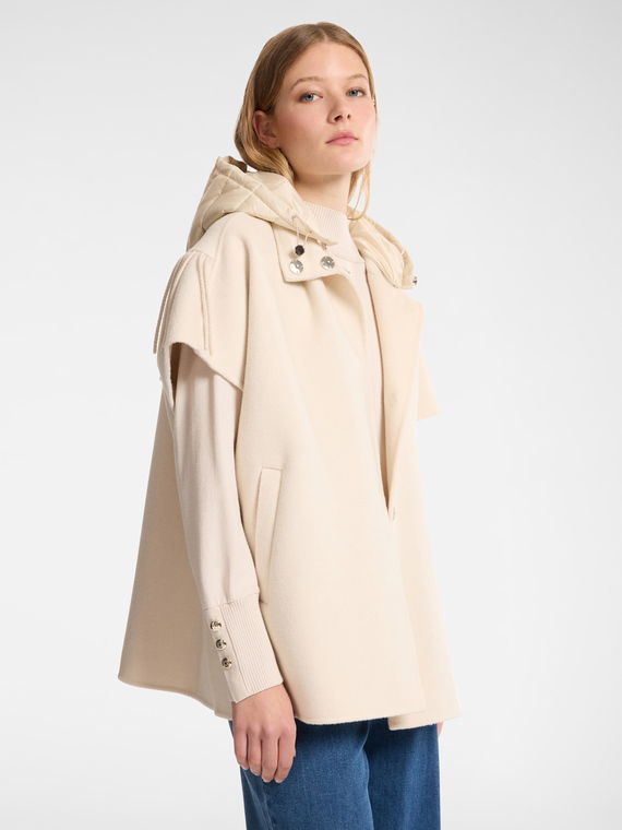 Hooded cape with detachable hood
