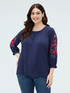 T-shirt en viscose avec broderies image number 2