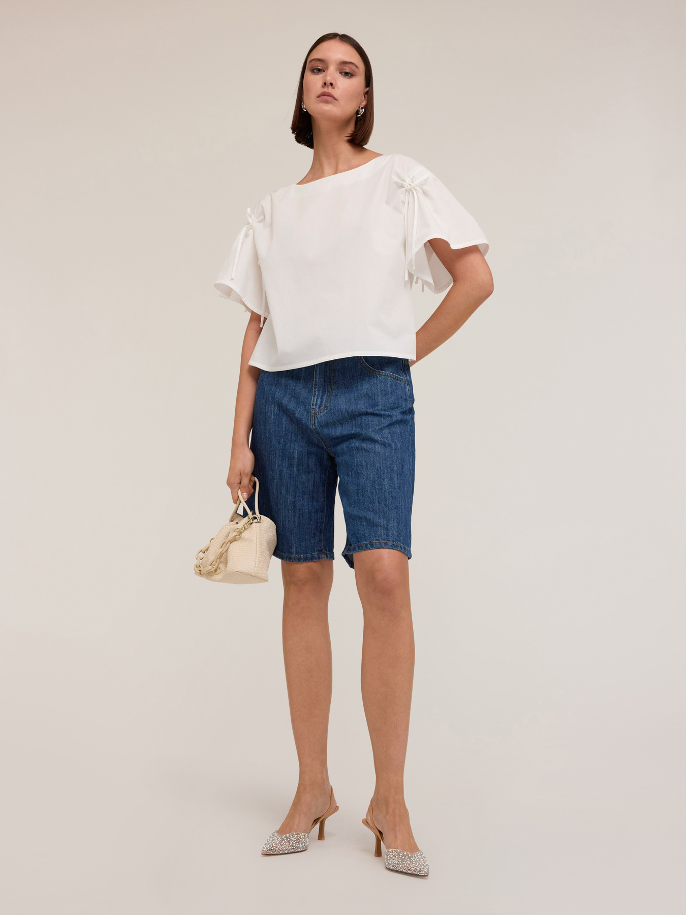Blouse with drawstring on the sleeves image number 0