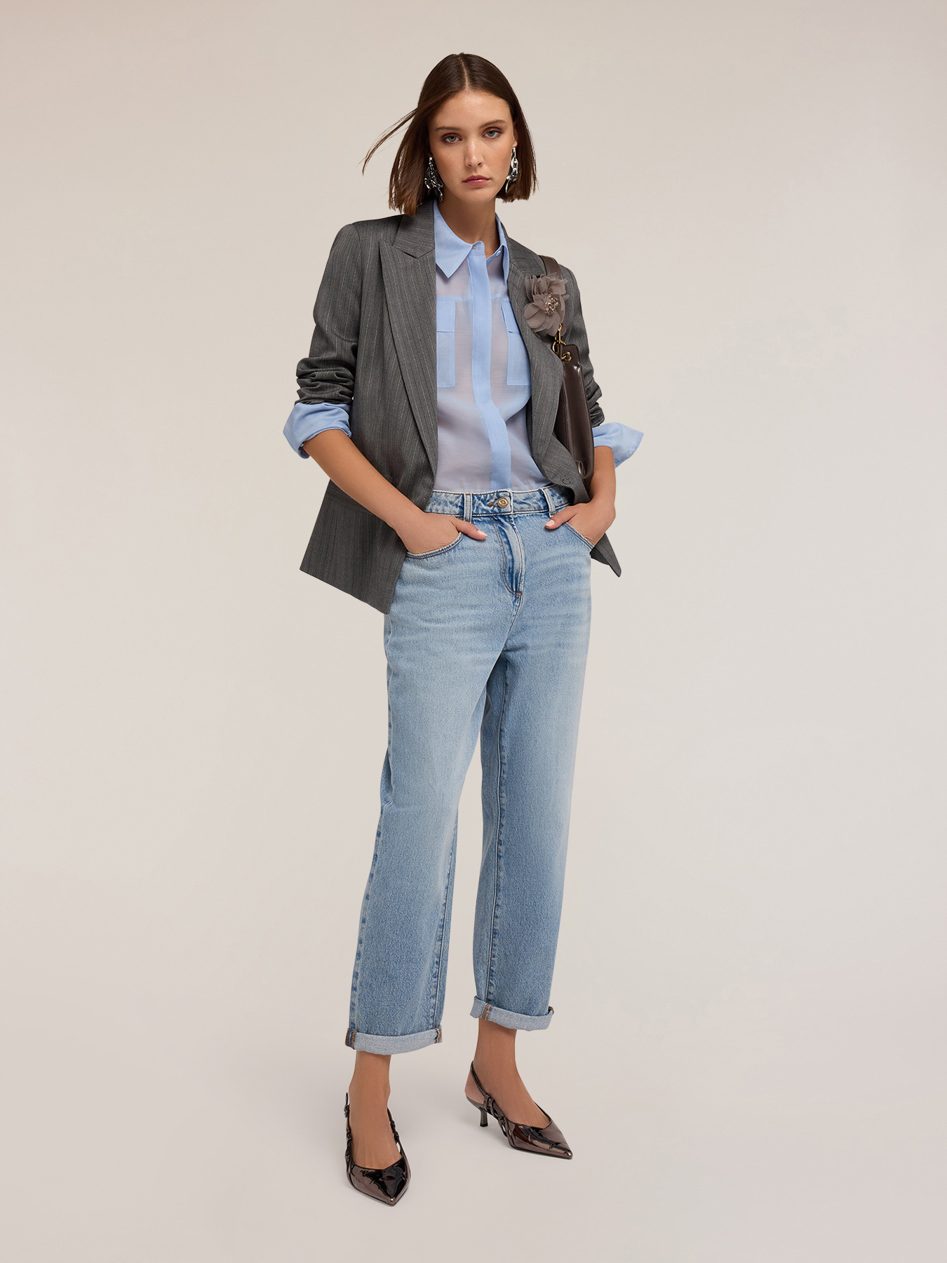 Cara Boyfit-Jeans image number 3