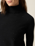 Rollkragenpullover mit Pailletten image number 2