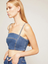 Kurzes Brassière-Top aus Denim image number 2
