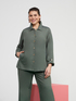 Oversize-Hemdbluse mit Stickerei image number 4