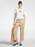 T-shirt com bordado image number 2