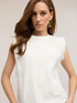 Tricou cu inserții din dantelă image number 2