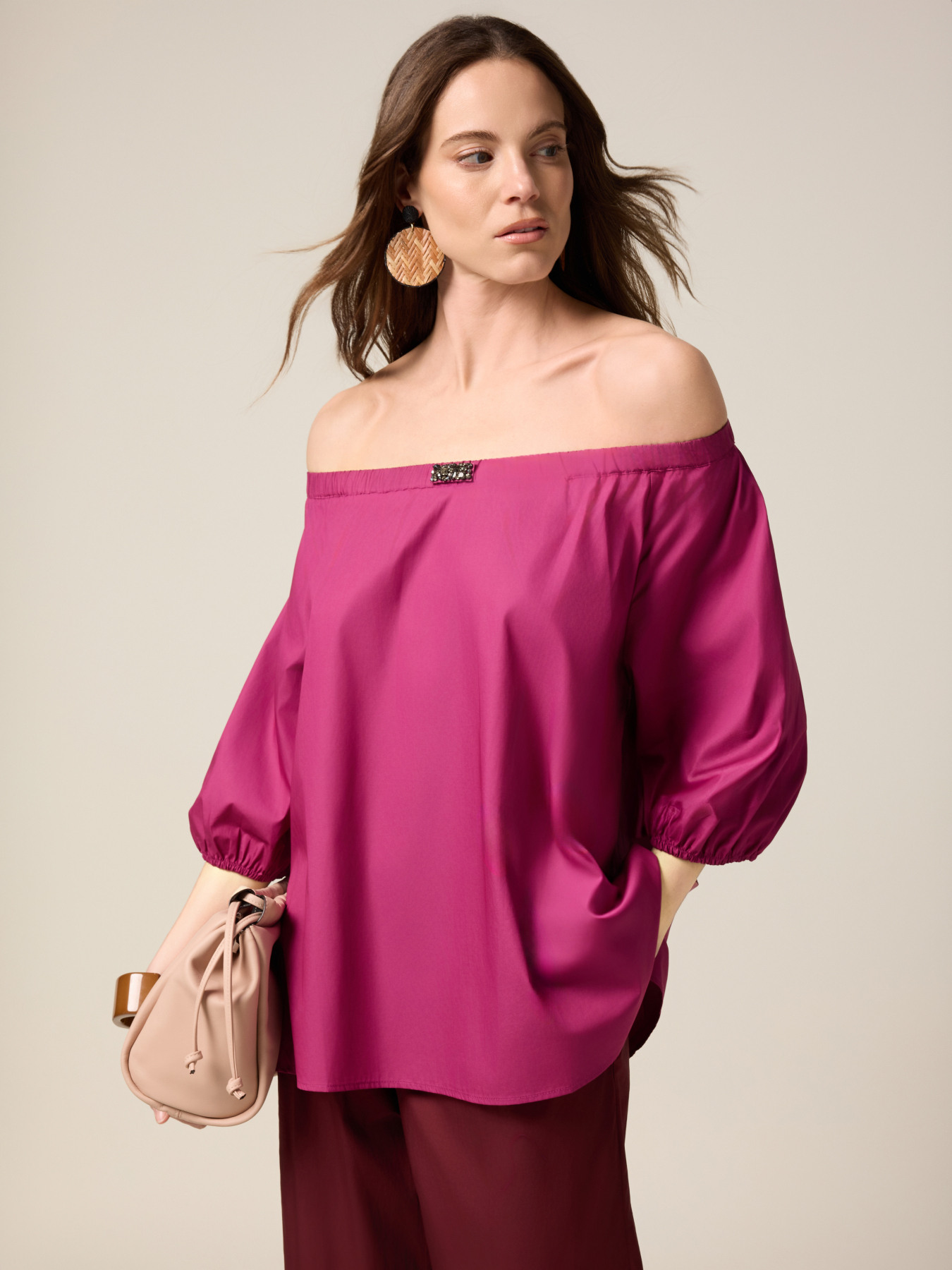 Off-shoulder cotton blouse image number 0