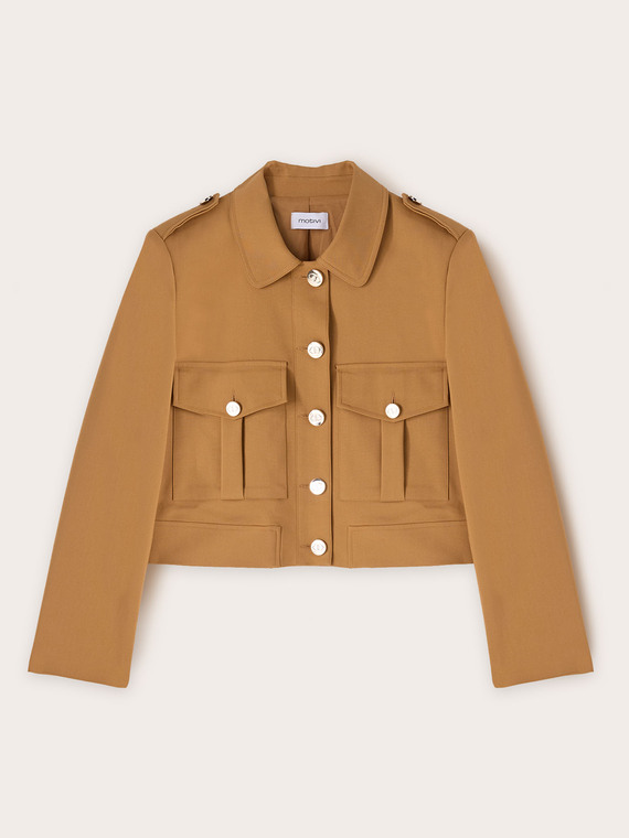 Cropped jacket with pockets