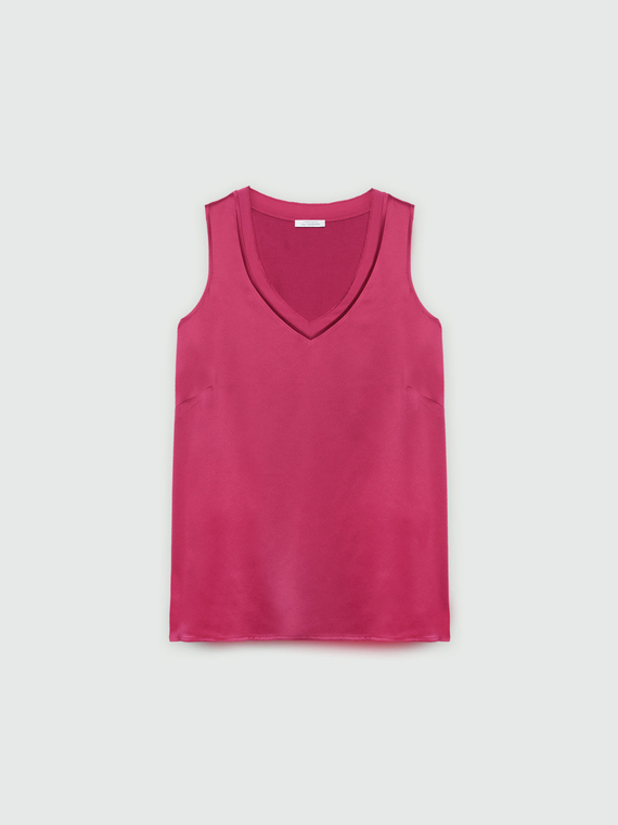 Dual fabric V-neck top