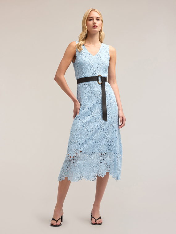 Midi dress in macramé lace