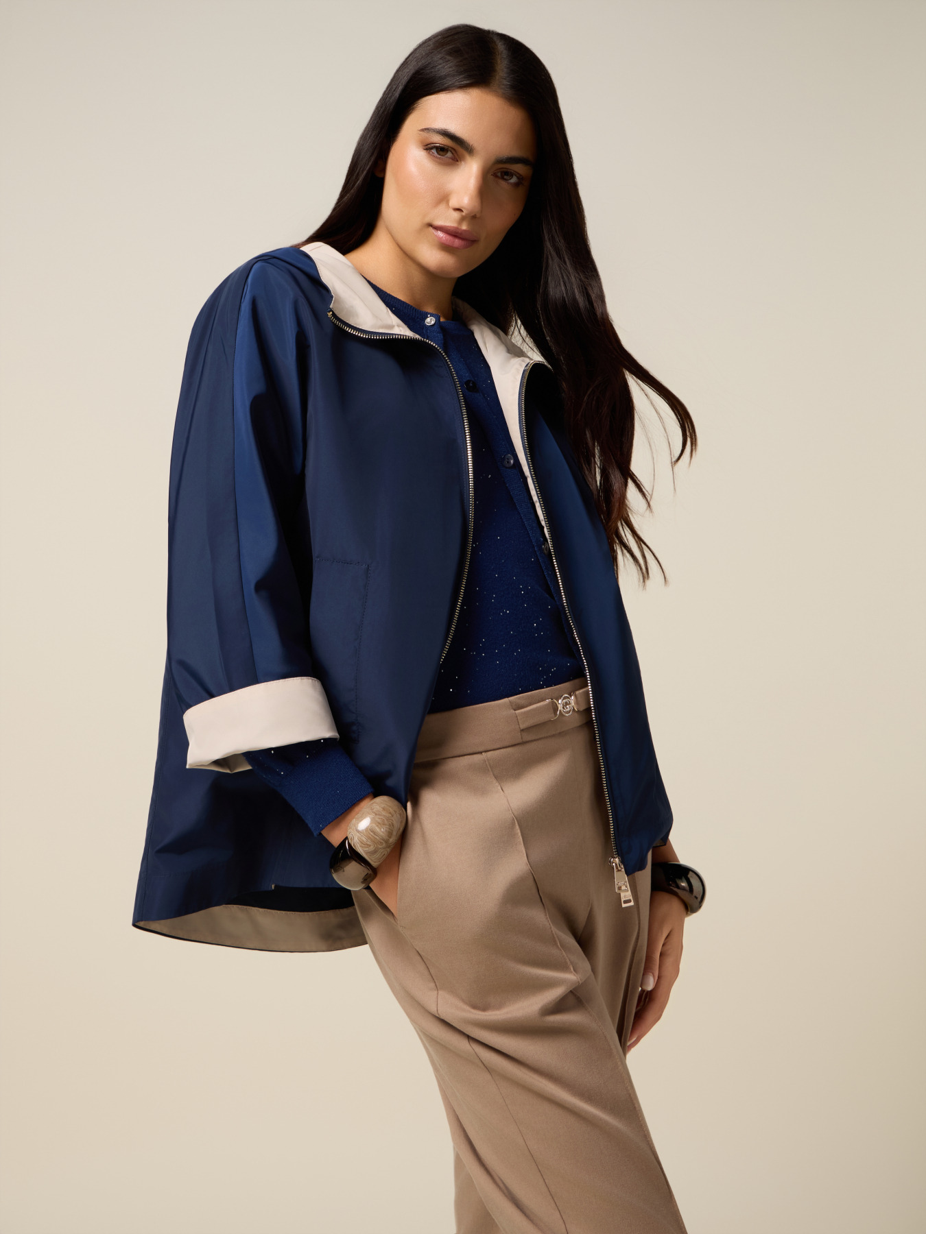 Giubbotto in nylon con cappuccio e zip image number 3