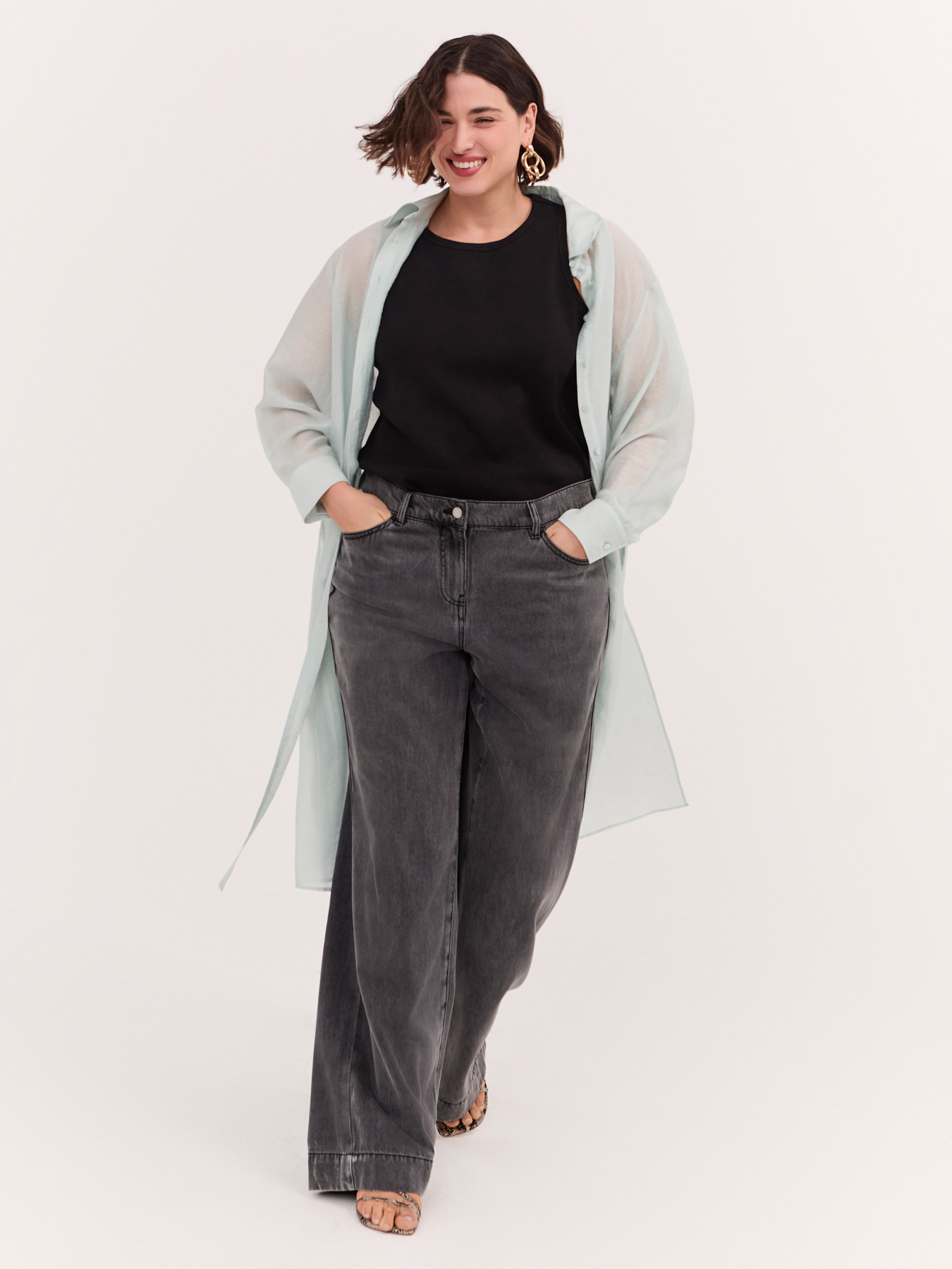 Jeans Regular grey washed image number 3