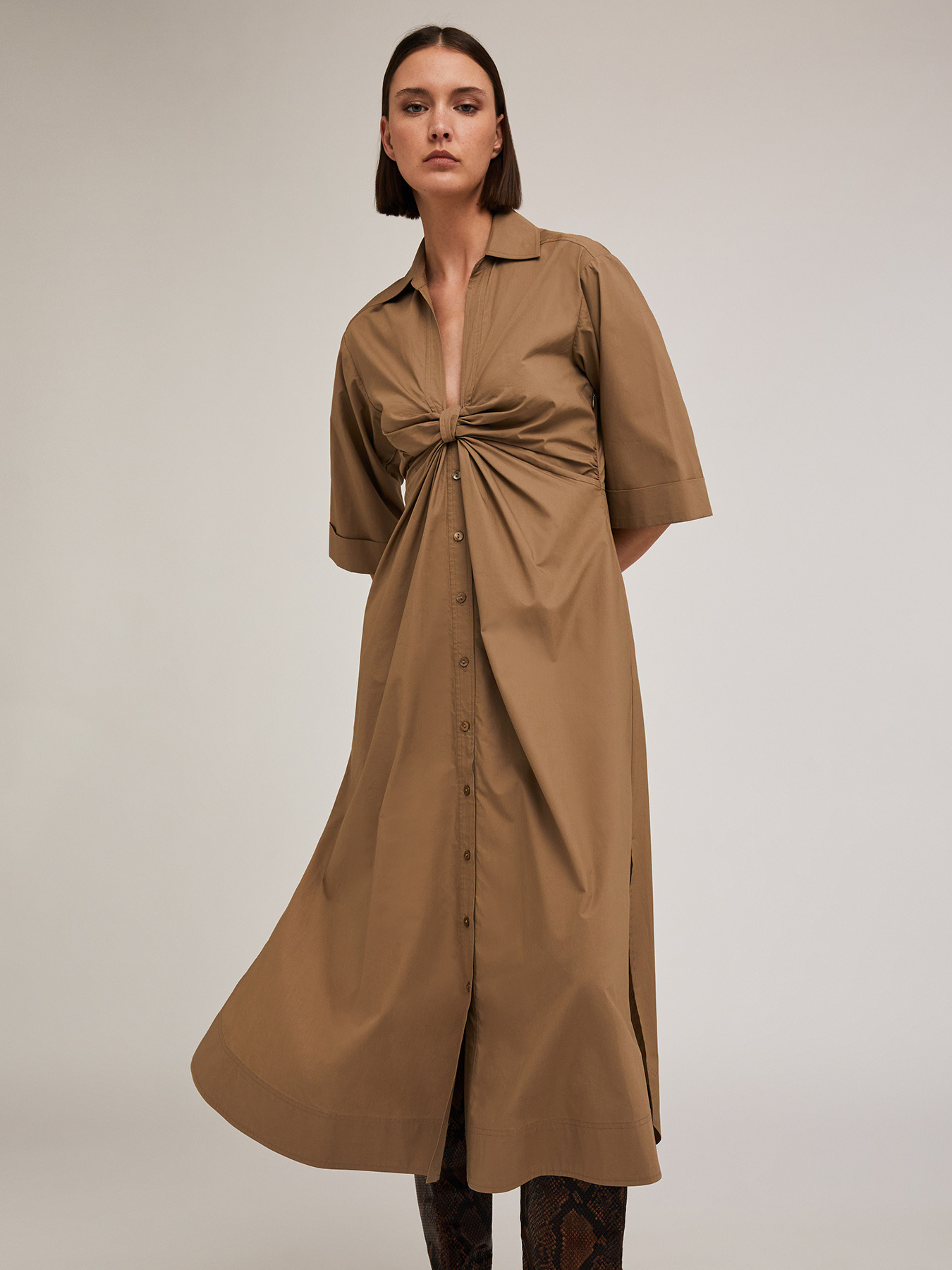 Hemdblusenkleid mit Knoten image number 2