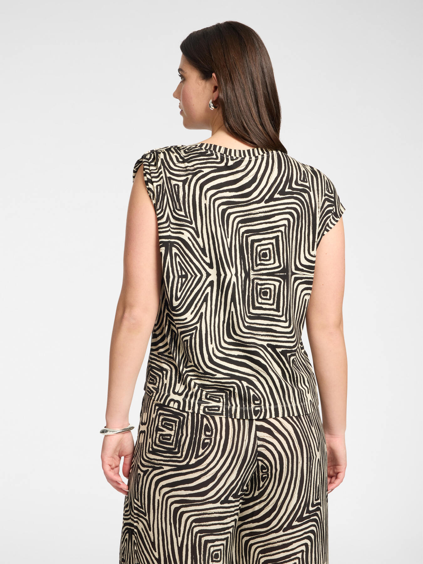 Top asimmetrico stampato image number 1