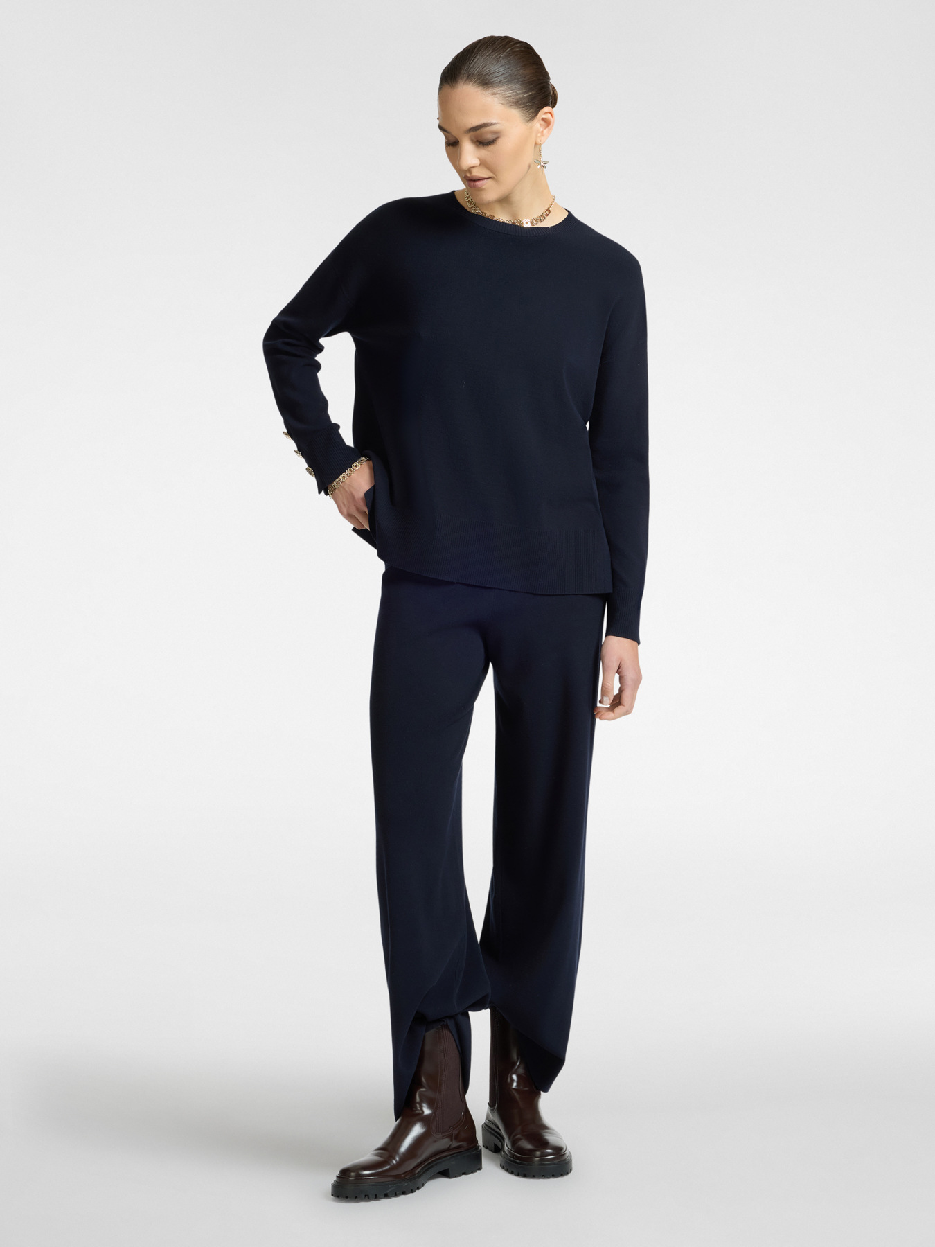 Sweater with buttons on the cuffs image number 2