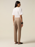 Chinos mit Detail am Bund image number 1