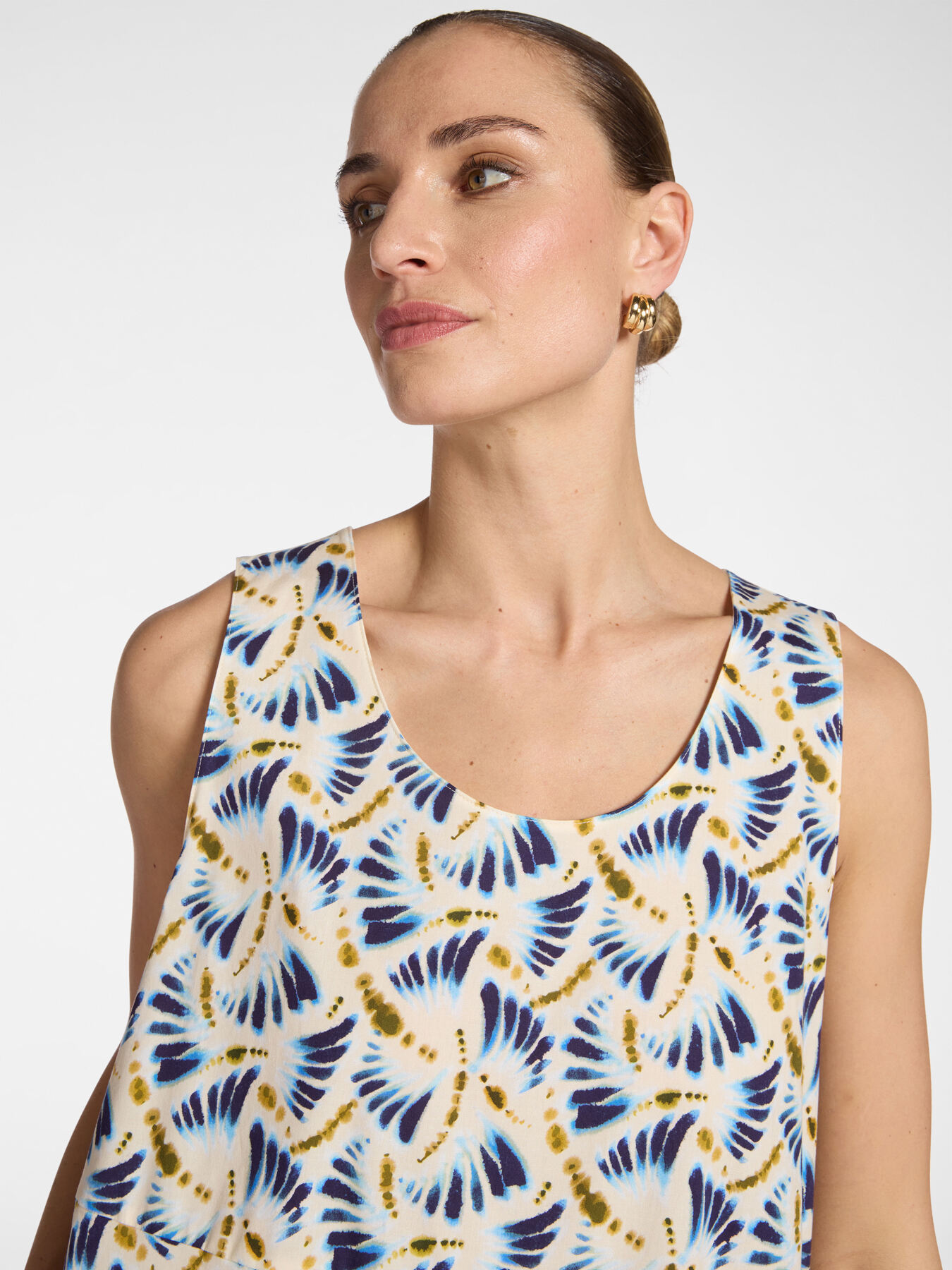 Printed long dress image number 3