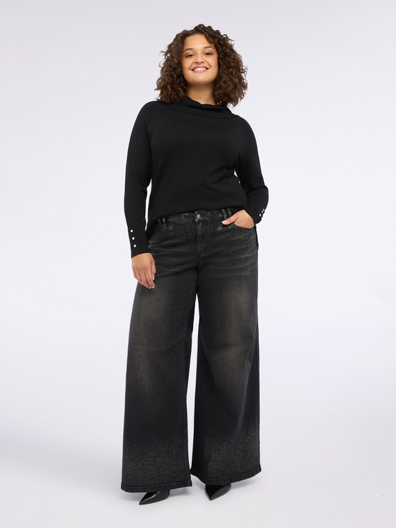 Turtleneck sweater with buttons on the cuffs