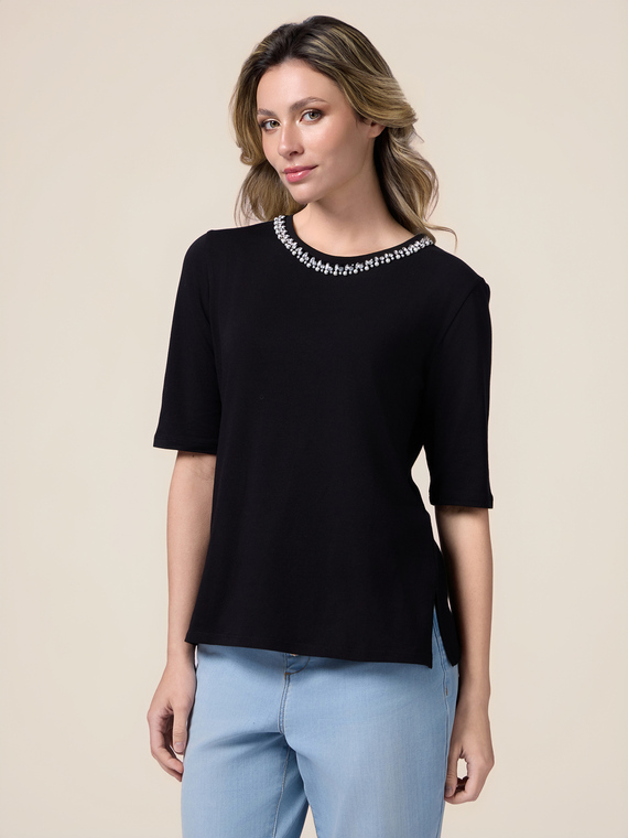 T-shirt with jewel embroidery