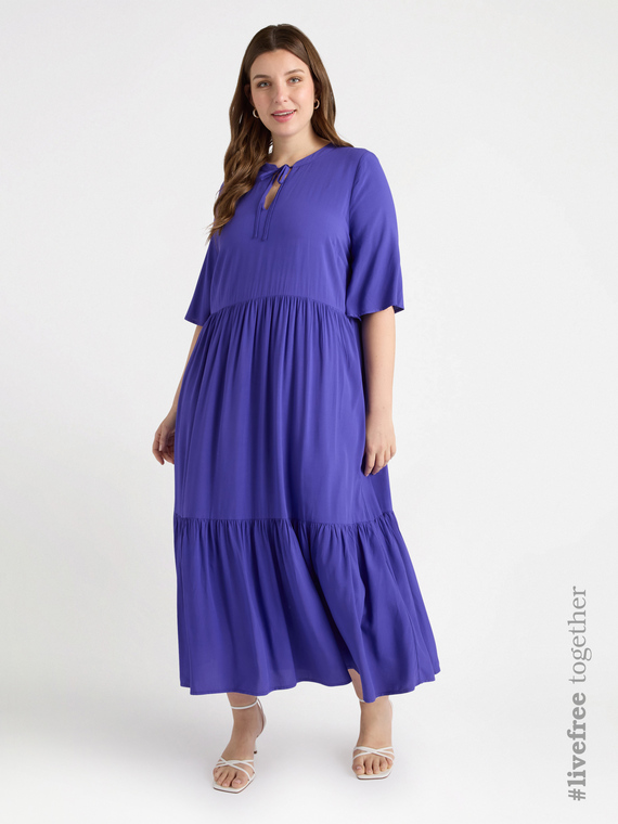 Langes Kleid aus Viskose LENZING™ ECOVERO™