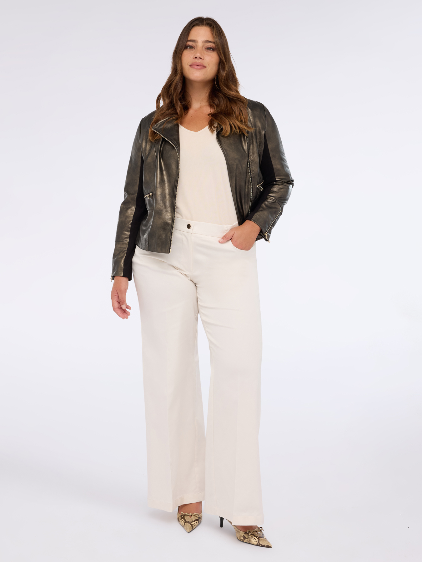 Pantalones de pierna ancha image number 0