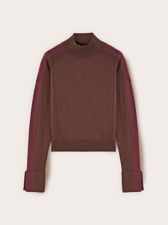 Two-tone turtleneck sweater in silk blend