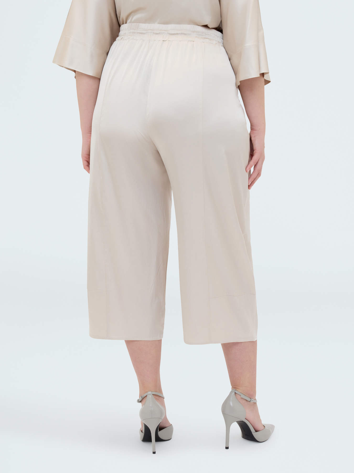 Balloon Pants in Stretch Satin image number 1