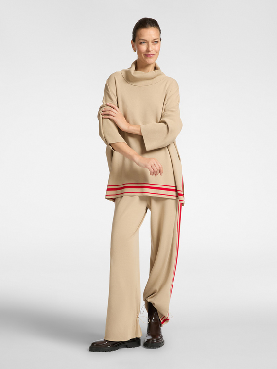 Wide-leg knit trousers