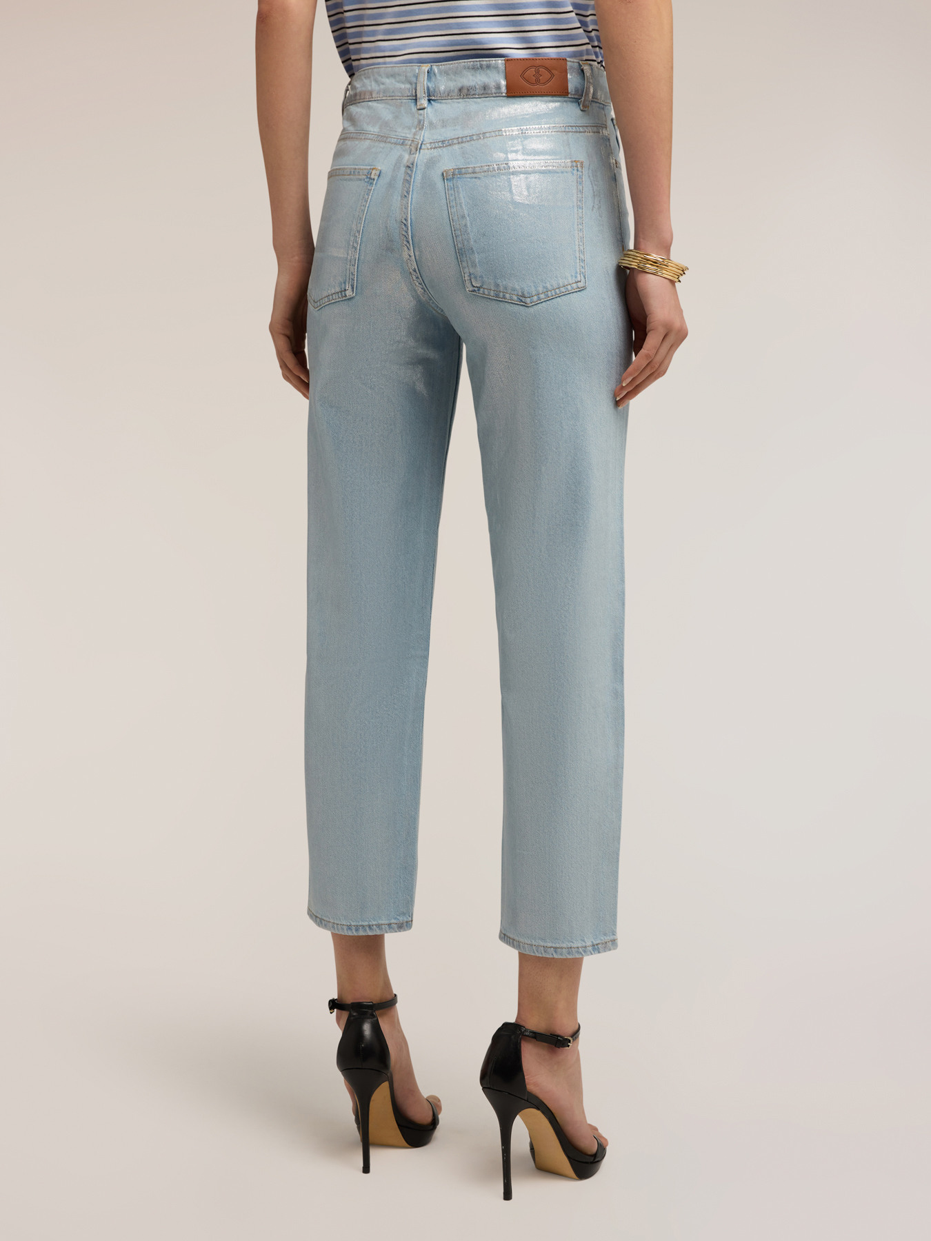 Jeans regular boyfit cu laminare image number 1