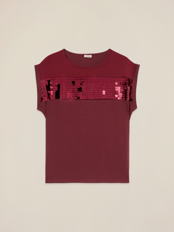 Dual-material T-shirt with sequins