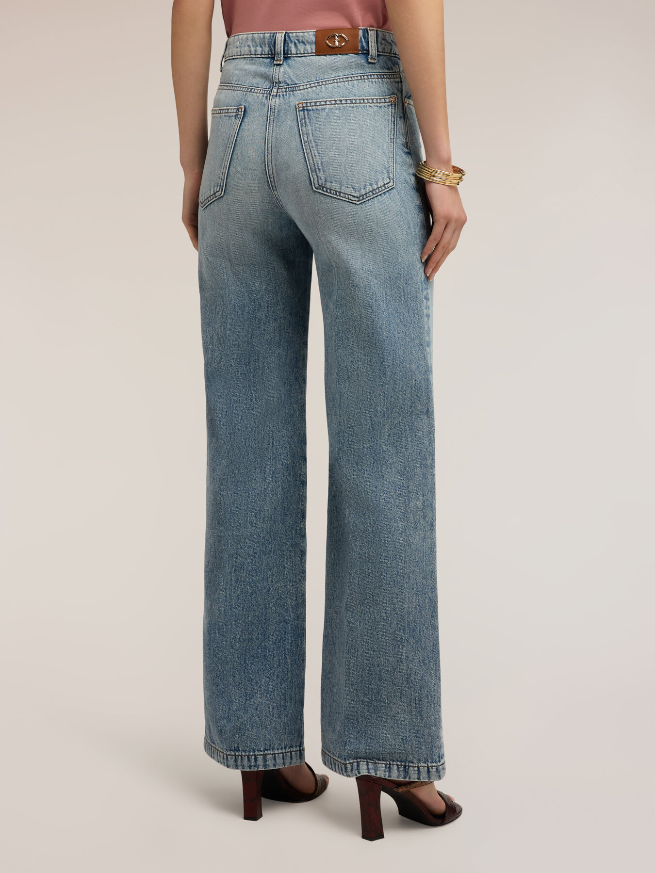 Wide leg jeans image number 1