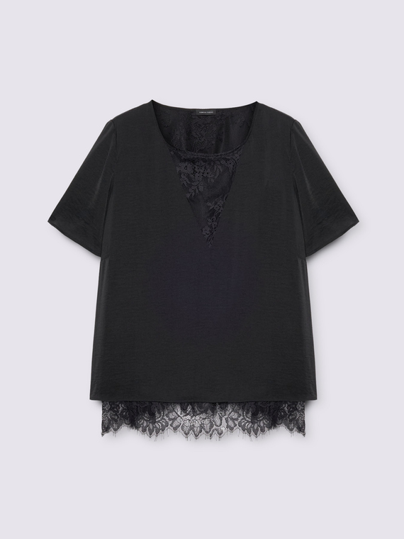 Blusa in raso con dettagli in pizzo
