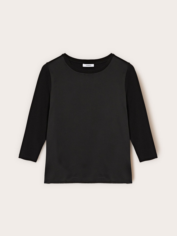 Two-material T-shirt