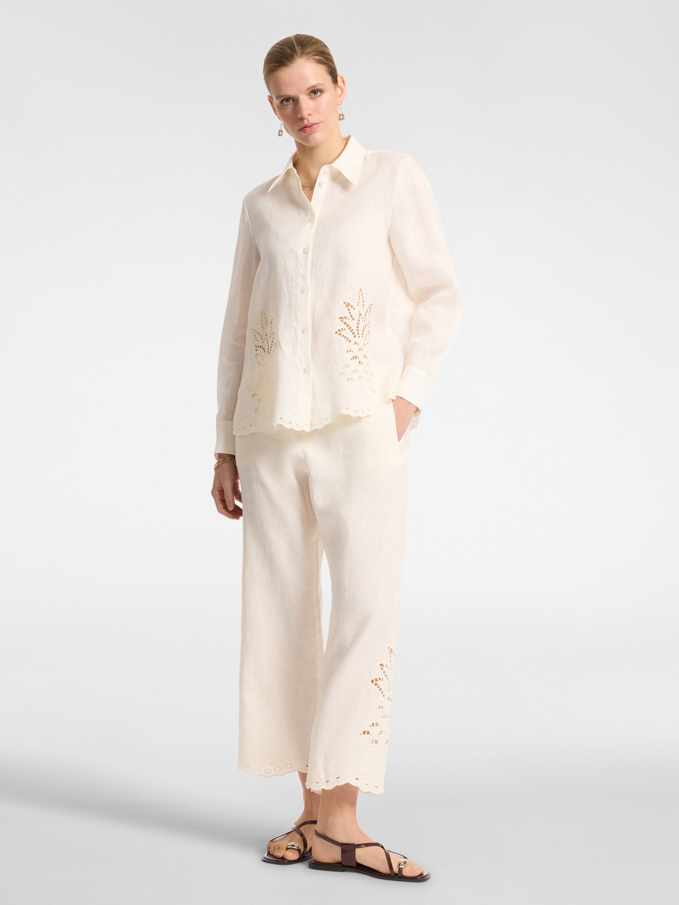 Embroidered linen cropped trousers image number 0