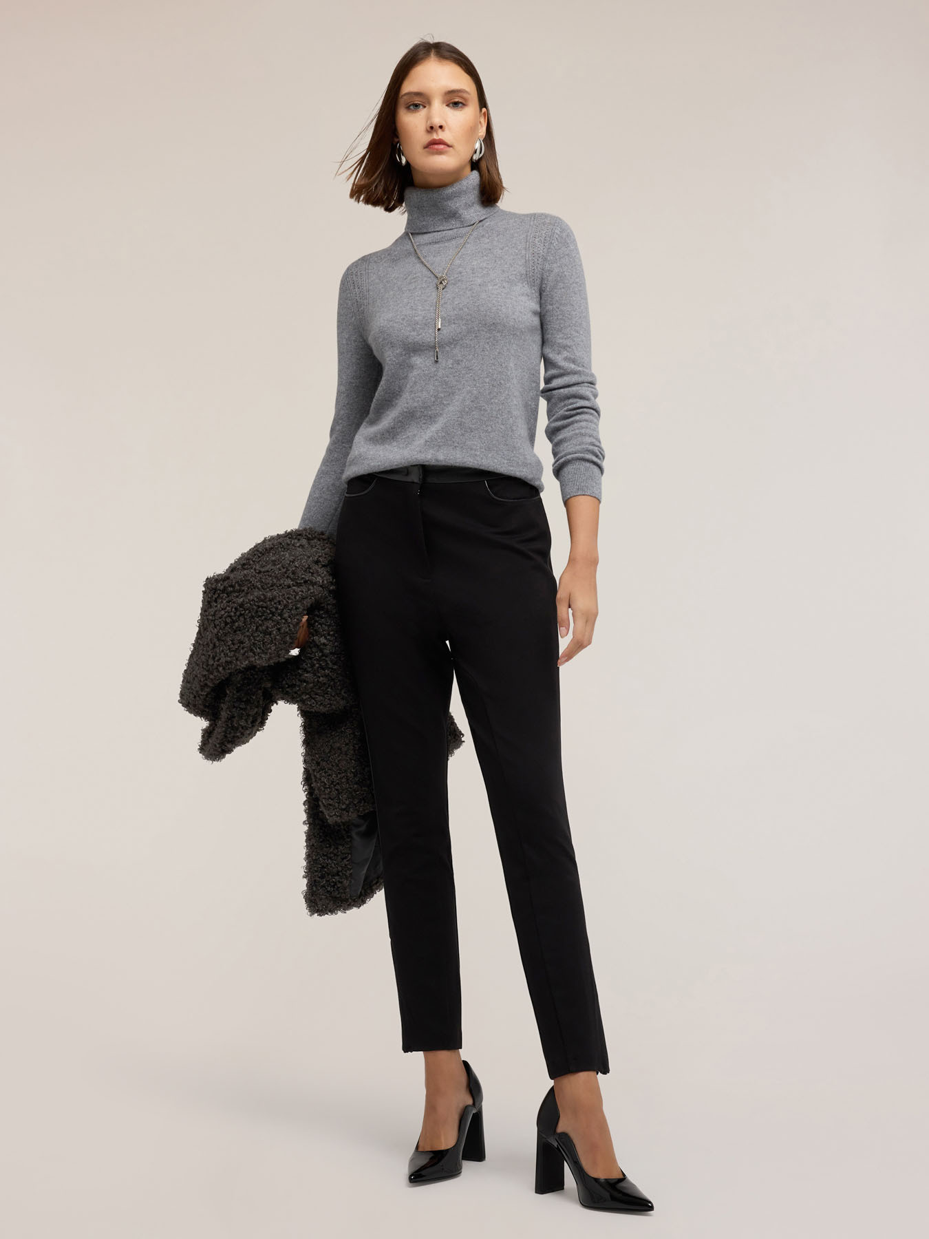 Pantaloni skinny din tricot milano image number 2