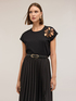 T-shirt con cut-out floreale image number 3